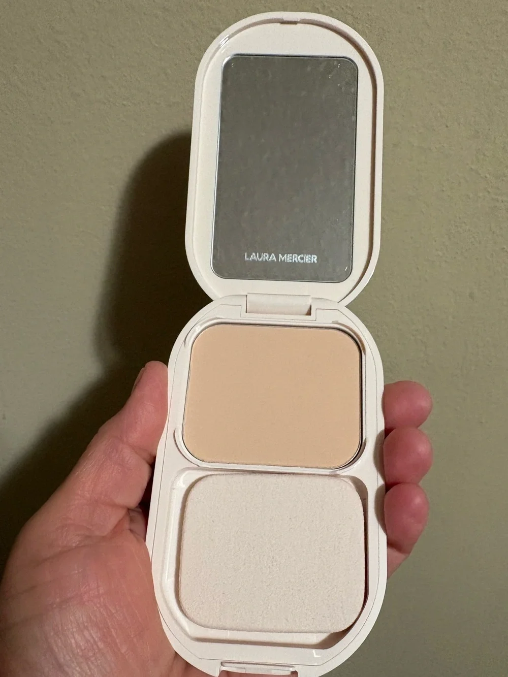 Laura Mercier Real Flawless Feather Matte Powder Foundation - IN MARZIPAN New.